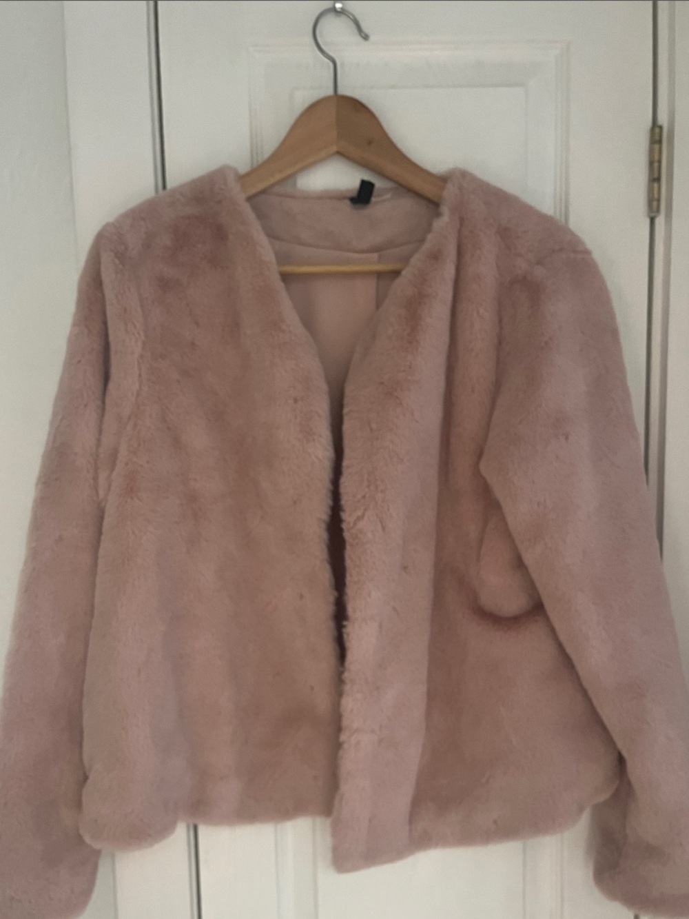 Divided by H & M Plush Teddy Jacket in Light Pink